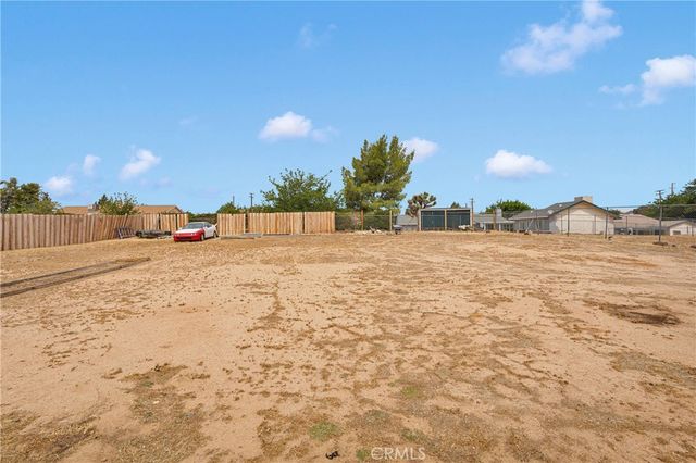 8960 Buckthorn Avenue, Hesperia, CA 92345