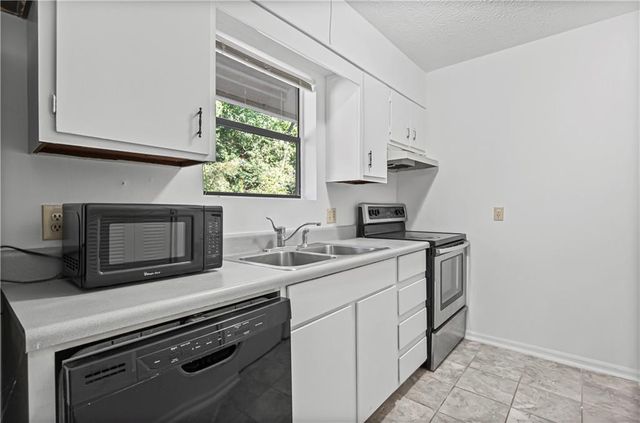 6240 Overlook Road, Peachtree Corners, GA 30092