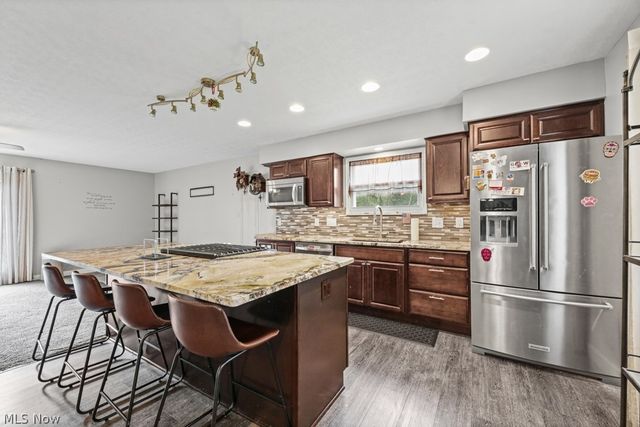 111 Highland Avenue, Munroe Falls, OH 44262