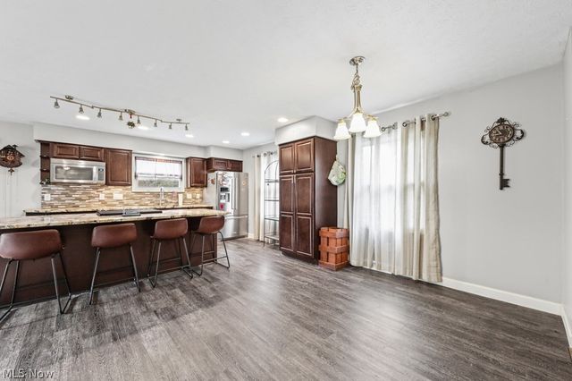 111 Highland Avenue, Munroe Falls, OH 44262