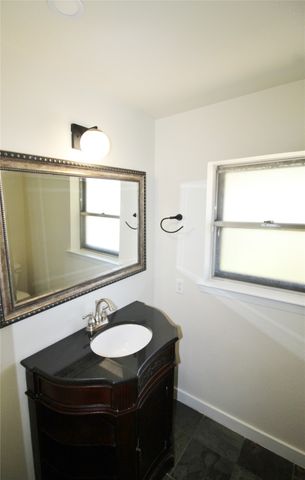 822 Via Valencia, Mesquite, TX 75150