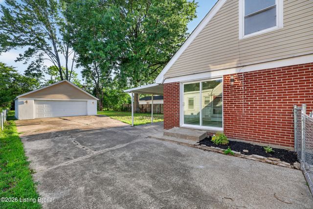 1006 Meadow Hill Rd, Louisville, KY 40219