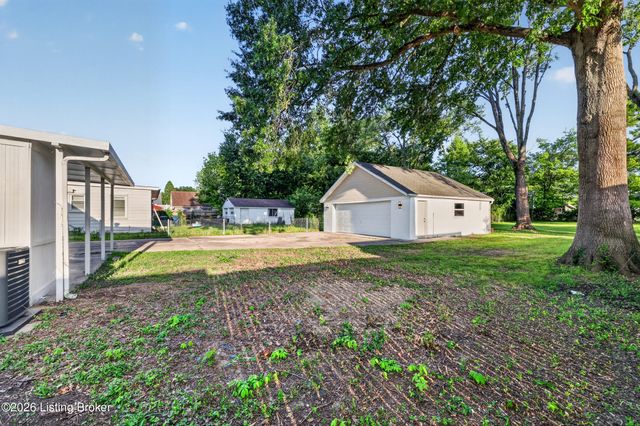 1006 Meadow Hill Rd, Louisville, KY 40219