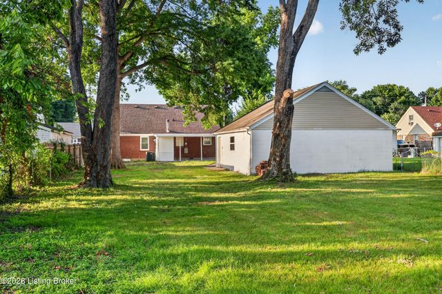 1006 Meadow Hill Rd, Louisville, KY 40219