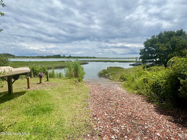 7012 Chewning Street, Wilmington, NC 28411