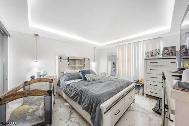 157 Hillside Rd, Elizabeth City, NJ 07208