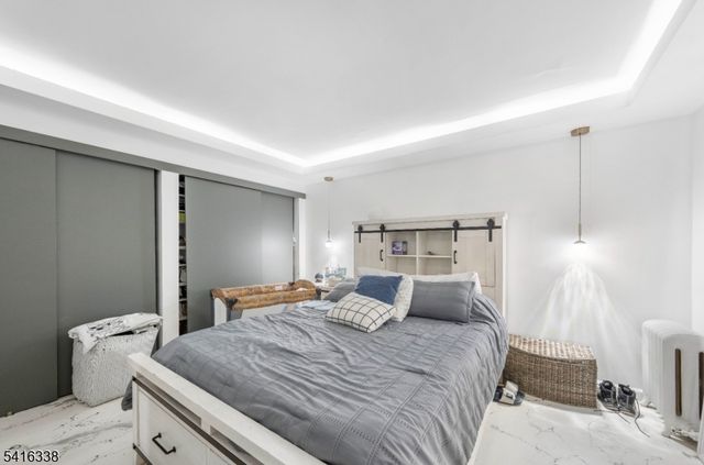 157 Hillside Rd, Elizabeth City, NJ 07208