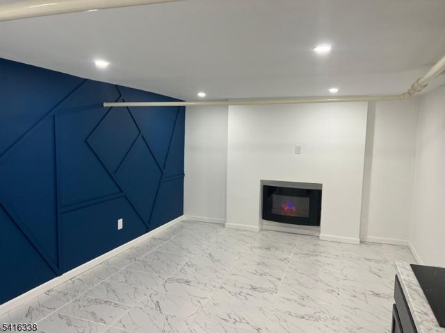 157 Hillside Rd, Elizabeth City, NJ 07208