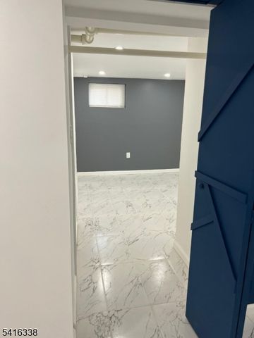 157 Hillside Rd, Elizabeth City, NJ 07208