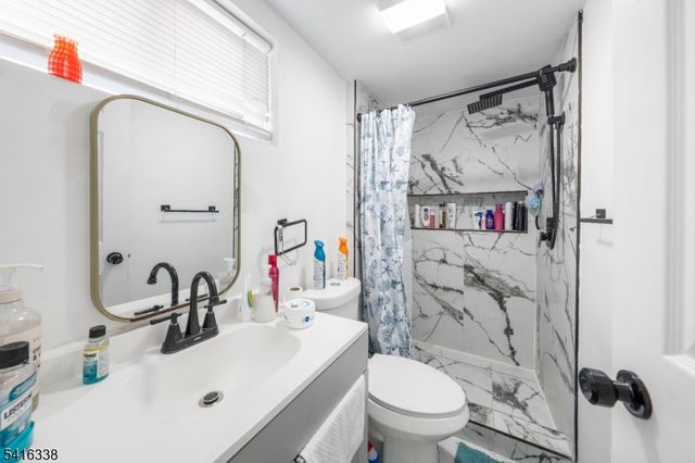 157 Hillside Rd, Elizabeth City, NJ 07208