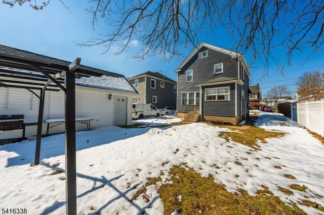 157 Hillside Rd, Elizabeth City, NJ 07208