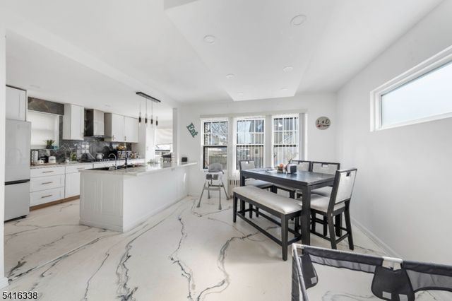 157 Hillside Rd, Elizabeth City, NJ 07208