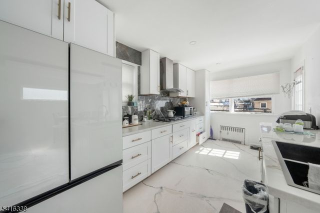 157 Hillside Rd, Elizabeth City, NJ 07208