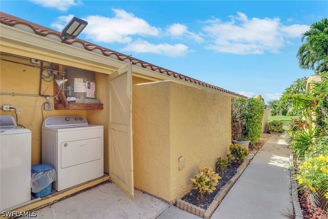 116 Harrison RD 3, Naples, FL 34112