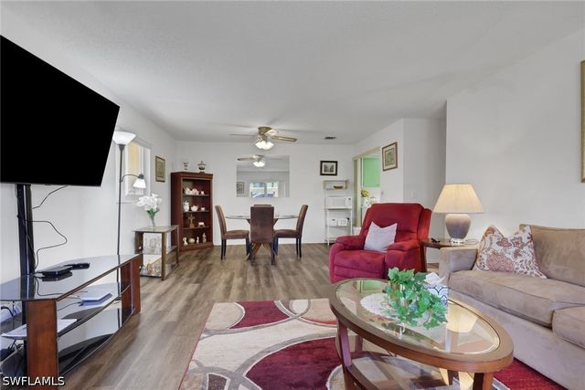 116 Harrison RD 3, Naples, FL 34112