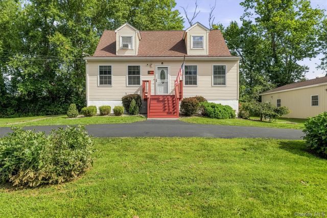 11 St Andrews Road, Walden, NY 12586
