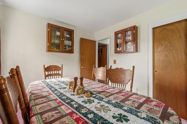 11 St Andrews Road, Walden, NY 12586