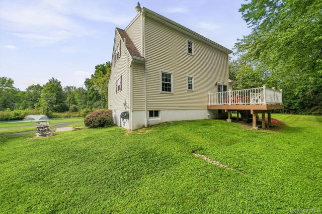 11 St Andrews Road, Walden, NY 12586