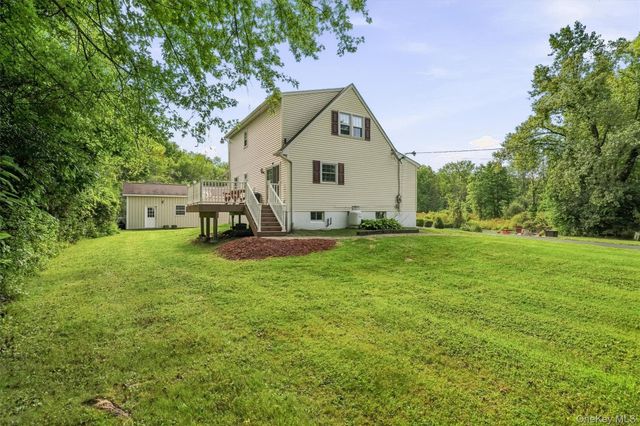 11 St Andrews Road, Walden, NY 12586