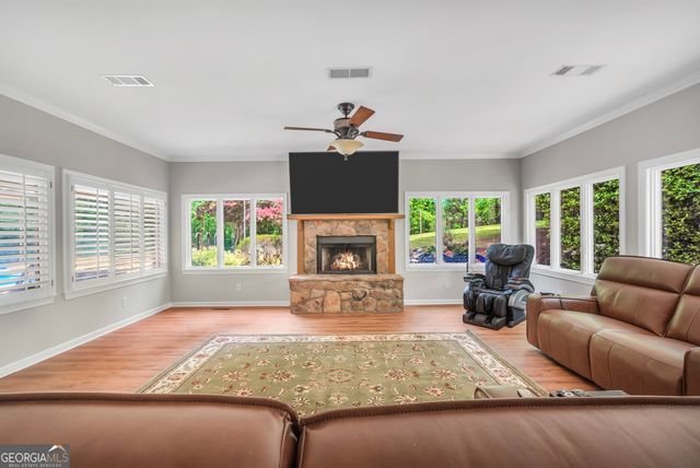 1010 Little River Way, Alpharetta, GA 30004