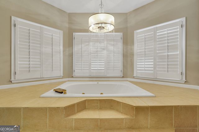 1010 Little River Way, Alpharetta, GA 30004