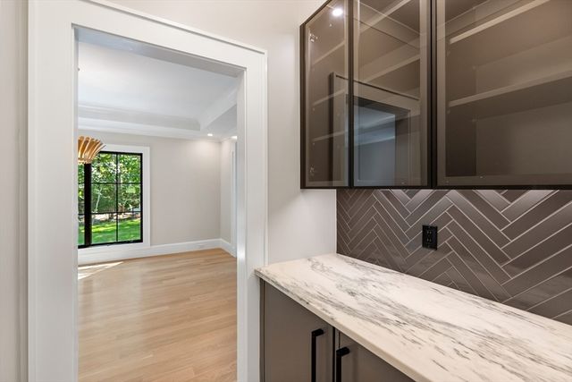 957 South Street, Needham, MA 02492