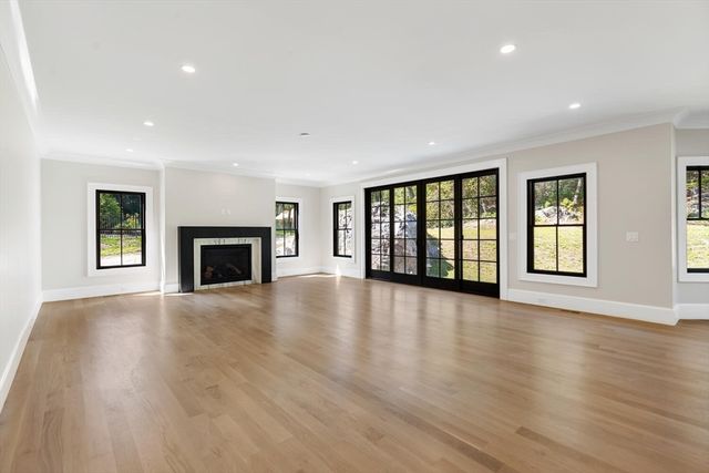 957 South Street, Needham, MA 02492