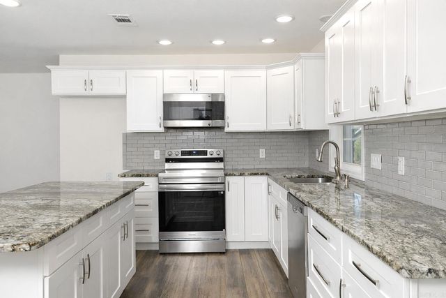 1100 Blue Acres, White Hall, AR 71602