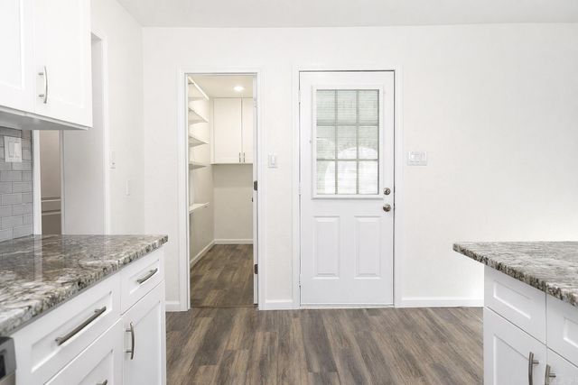 1100 Blue Acres, White Hall, AR 71602