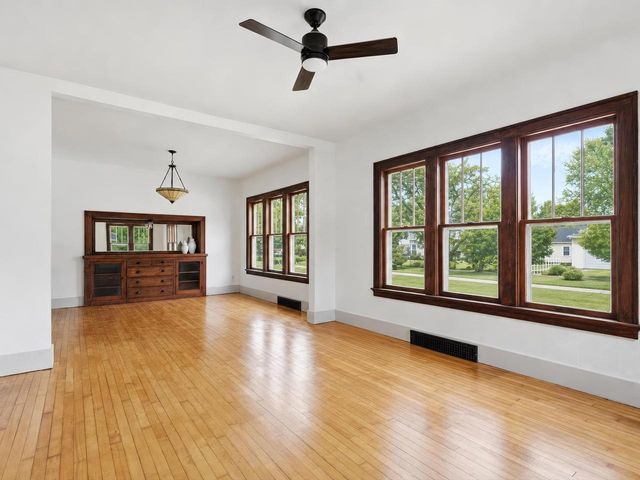 904 Bell AVENUE, Sheboygan, WI 53083