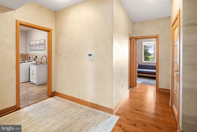 855 DOLINGTON RD, Newtown, PA 18940