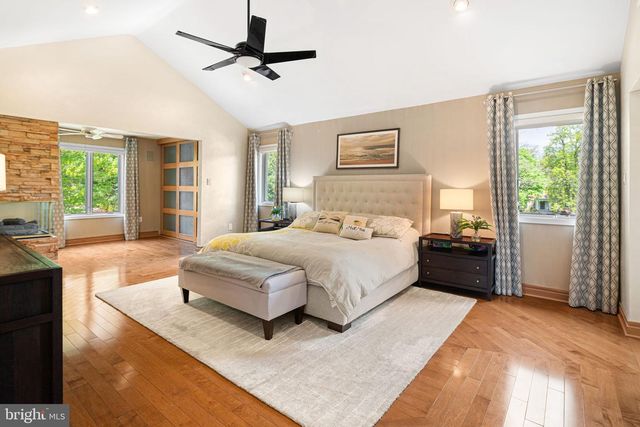 855 DOLINGTON RD, Newtown, PA 18940