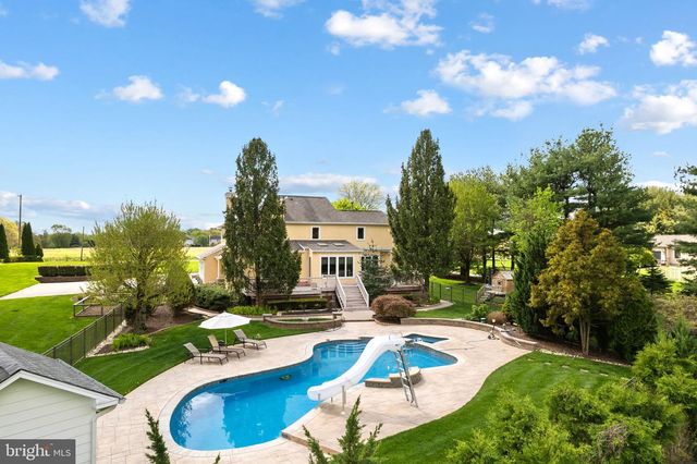 855 DOLINGTON RD, Newtown, PA 18940