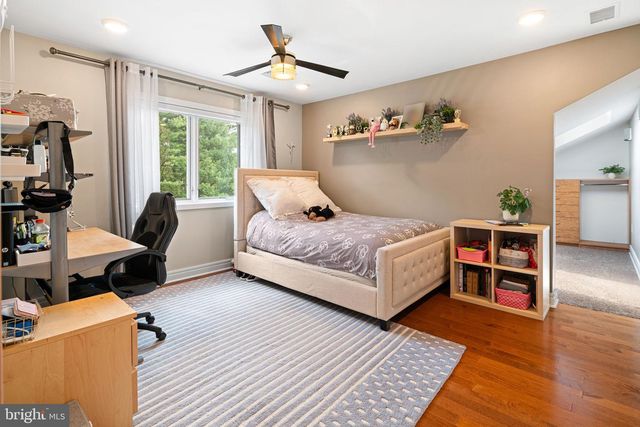 855 DOLINGTON RD, Newtown, PA 18940