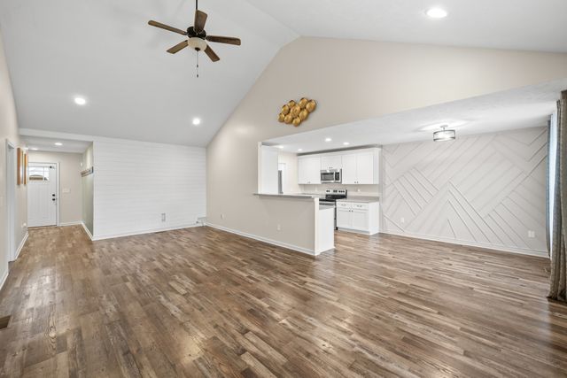 40 Daffodil Dr, Tullahoma, TN 37388