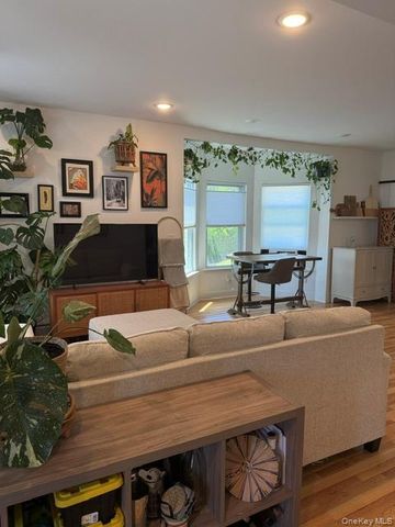 146 Smith Street, Poughkeepsie, NY 12601