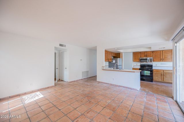 489 W CARMEN Street, Tempe, AZ 85283