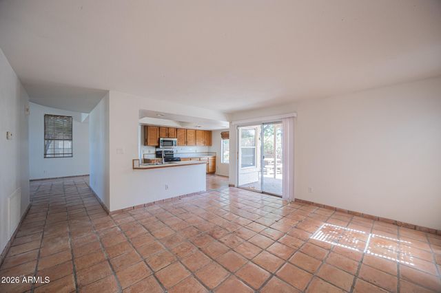 489 W CARMEN Street, Tempe, AZ 85283
