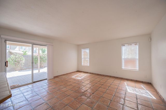 489 W CARMEN Street, Tempe, AZ 85283
