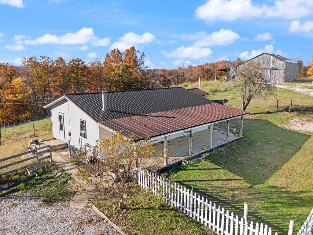 4129 Betty Gap Ridge Road, Denniston, KY 40316