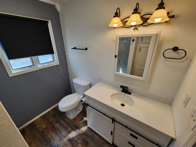 1000 Hickory Street, Cassville, MO 65625