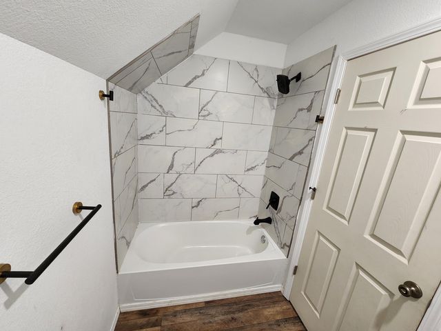 1000 Hickory Street, Cassville, MO 65625