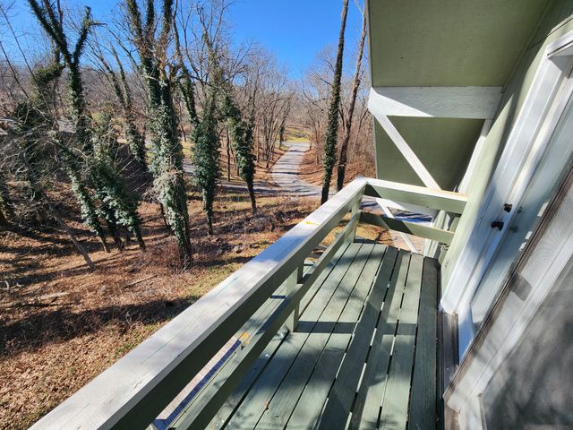 1000 Hickory Street, Cassville, MO 65625