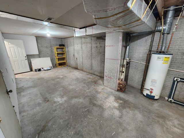 1000 Hickory Street, Cassville, MO 65625