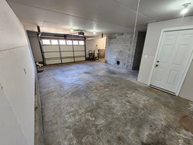 1000 Hickory Street, Cassville, MO 65625