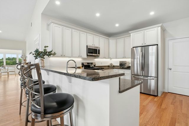 44 Logans Run 44, Millbury, MA 01527