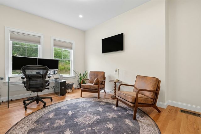 44 Logans Run 44, Millbury, MA 01527