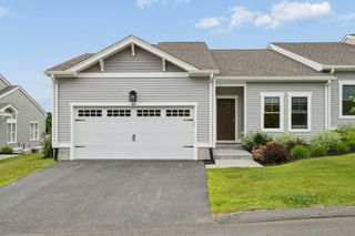 44 Logans Run 44, Millbury, MA 01527