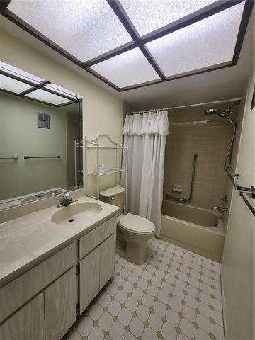 2842 HIGHLANDS BOULEVARD A, Palm Harbor, FL 34684
