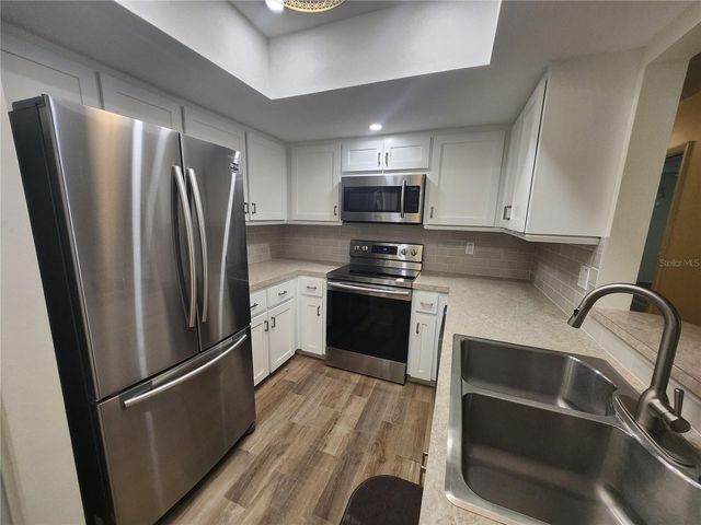 2842 HIGHLANDS BOULEVARD A, Palm Harbor, FL 34684
